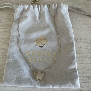 Kendra scott star pendant necklace